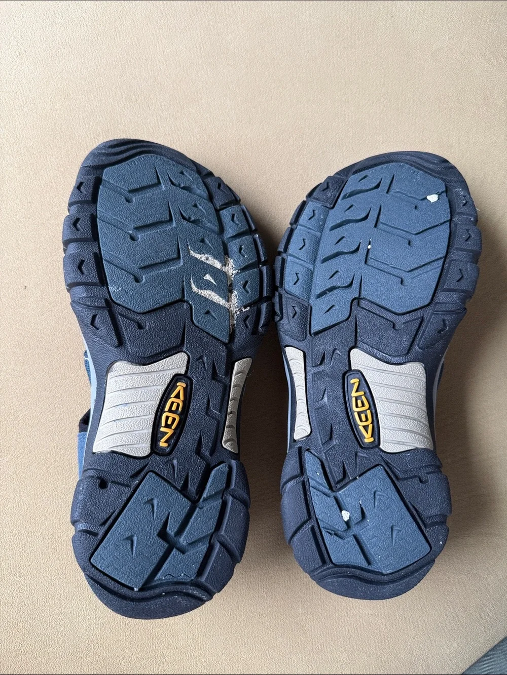 KEEN H2 sandals